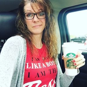 Meet Your Poshmark Seller!